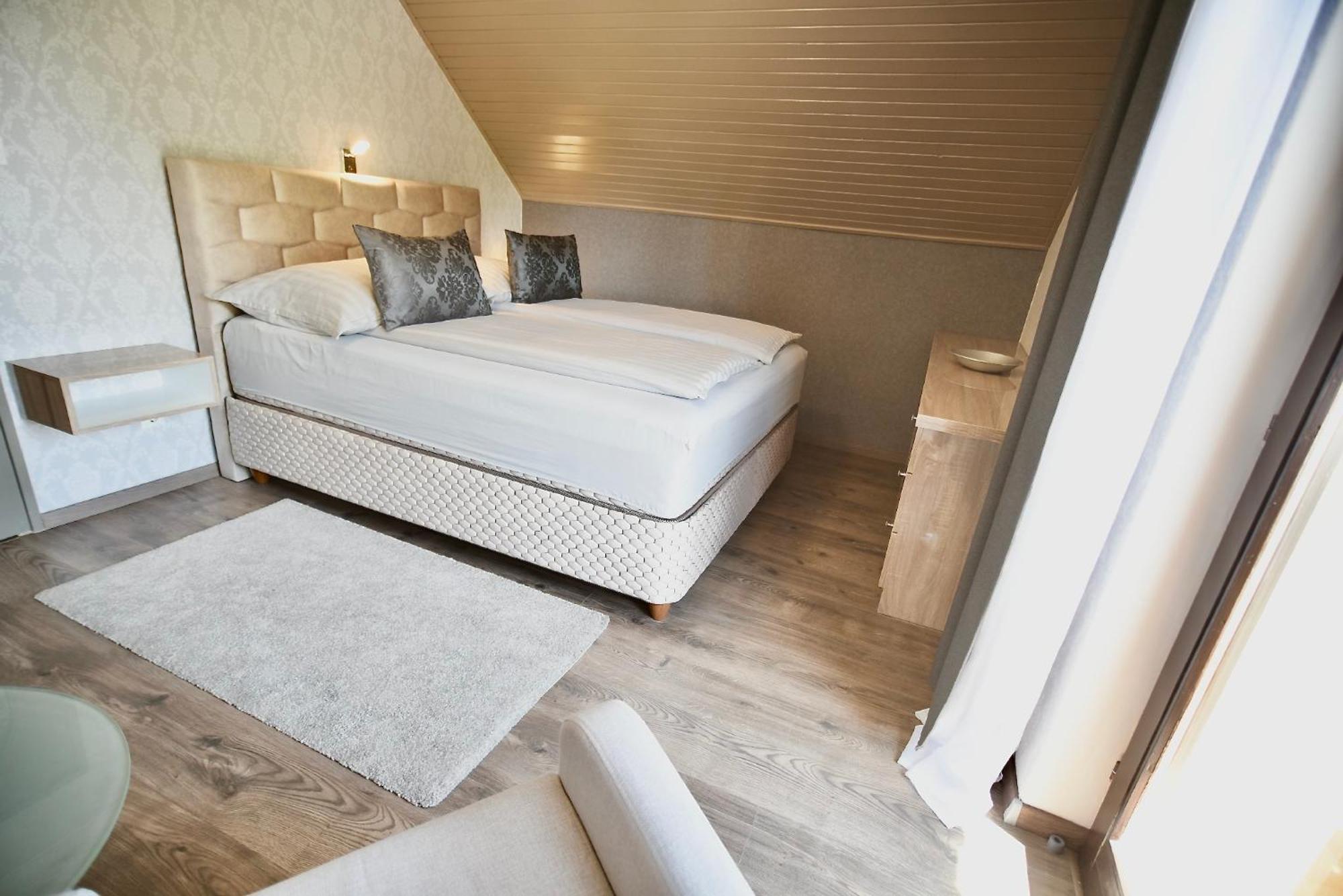 Crystal Apartman Mórahalom Eksteriør billede